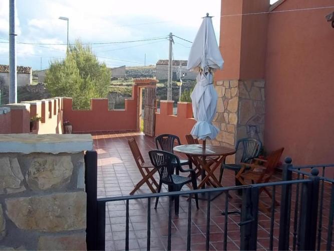 Apartamentos Turisticos La Fuensanta Cella Bilik gambar